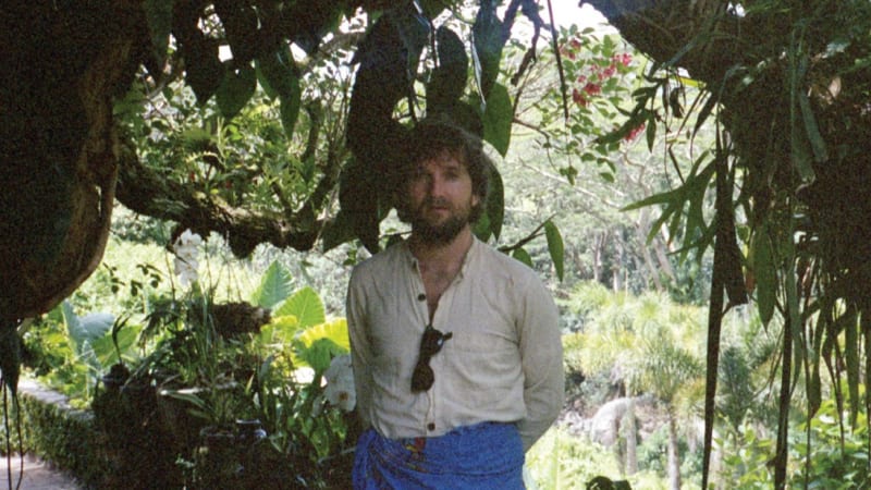 Angelo De Augustine Announces New Album Angel In Plainclothes: Hear “Mirror Mirror”