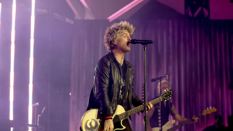 Green Day's Billie Joe Armstrong Tells ICE Agents To Quit Their Jobs At Super Bowl Pre-Party