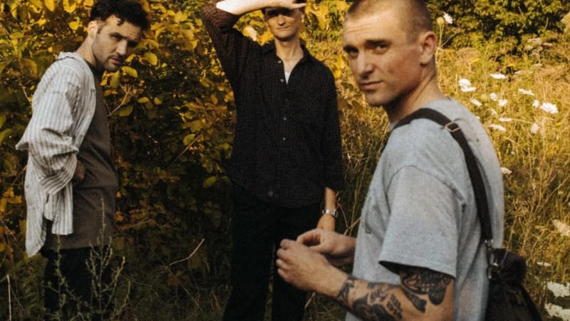 Cola announce new album, share “Hedgesitting”