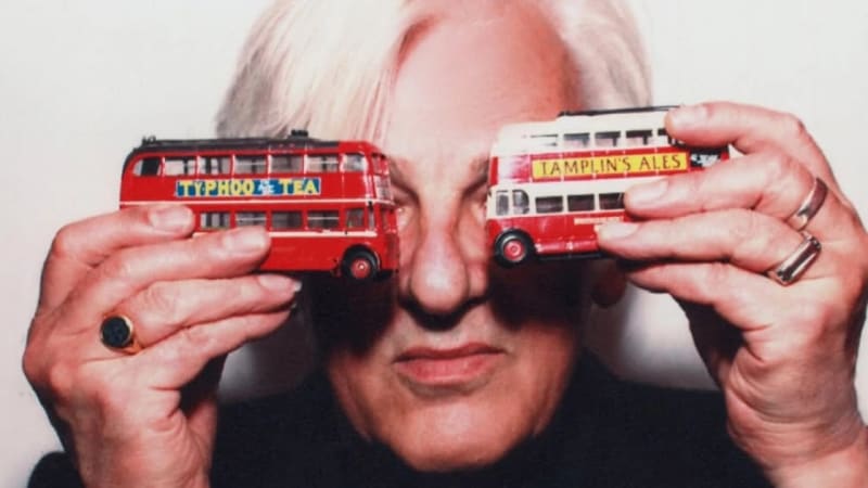 Tour news: Robyn Hitchcock, Andrew Bird, Joji, PUP, Die Spitz, Avett Brothers / Mike Patton, Combust / Crown of Thornz, more