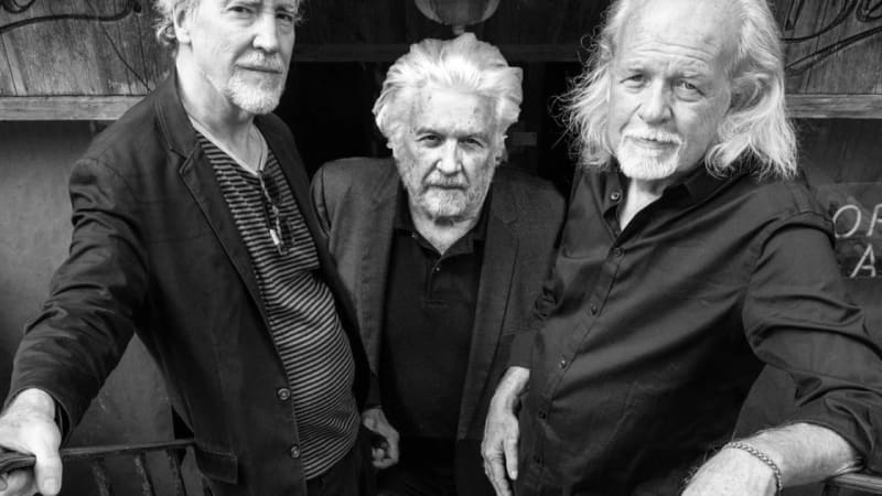 Ambient country band SUSS announce new album & tour dates: hear “Sunset II”