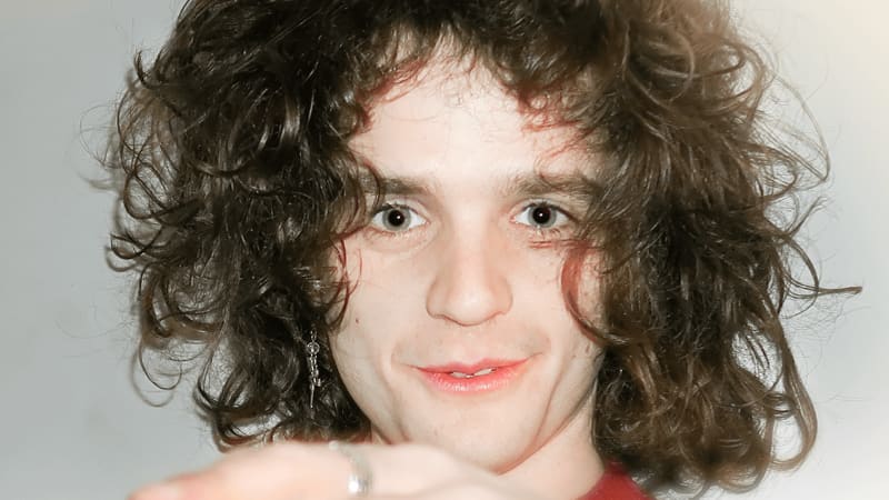 Asher White Drops Full-Album Cover of Jessica Pratt’s Debut