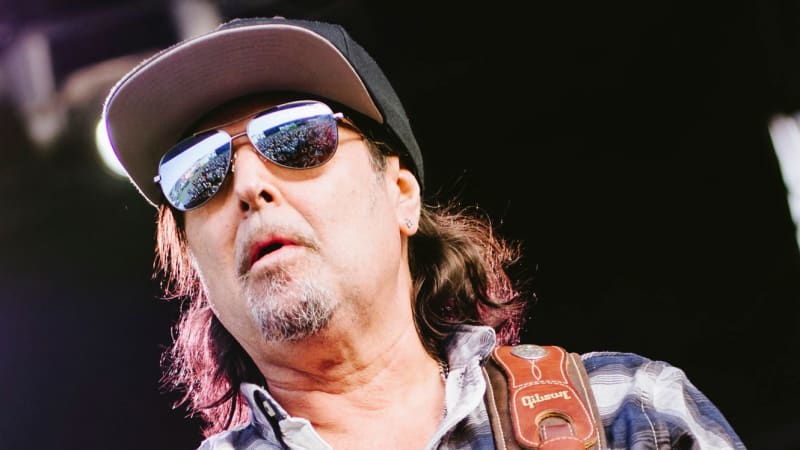 Motörhead Guitarist Phil Campbell Dies at 64