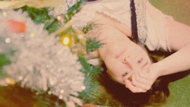 Dean Forever are back with ‘I Thought That I Was Good’.