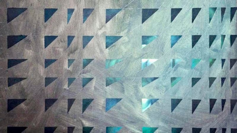 Verse Metrics share powerful new cut ‘Sea Fairies (We’re Not Alone In This Lake)’.