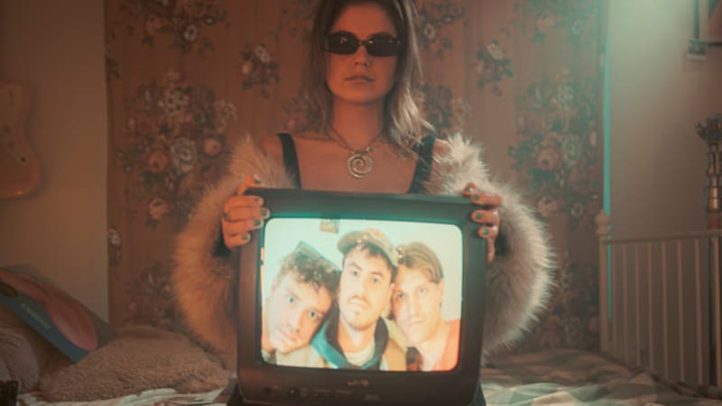 HUNNY BUZZ share new single ‘MINE’.