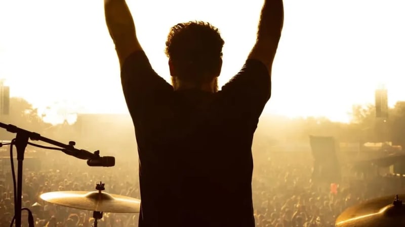 Manchester Orchestra Drummer Tim Very Dead at 42 - Our Culture