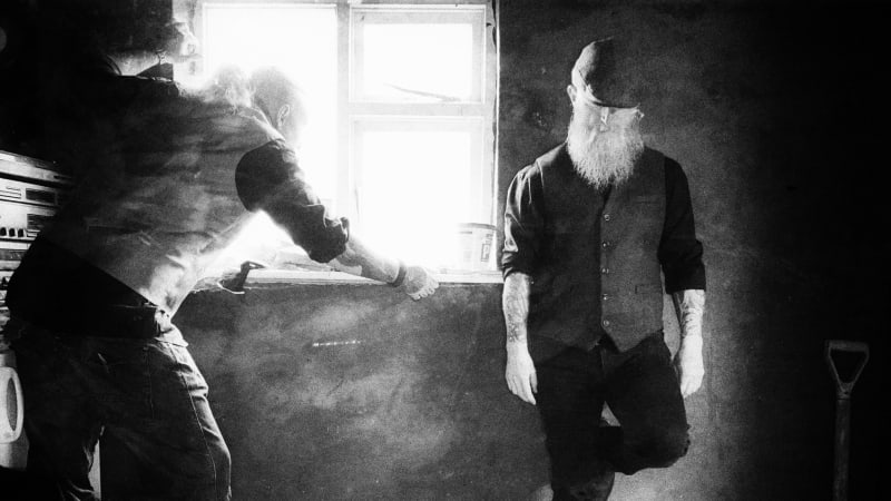 “A Fleeting Spark in a World Gone Mad” — Irish Post-Punk Duo Crá Croí are “Lost In The Electric Blood” — Post-Punk.com