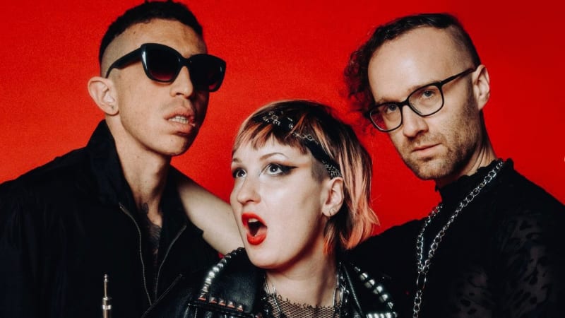 Seattle’s Ghost Fetish Returns With the Soft-Focus Synthpop Dream of “Someone” — Post-Punk.com