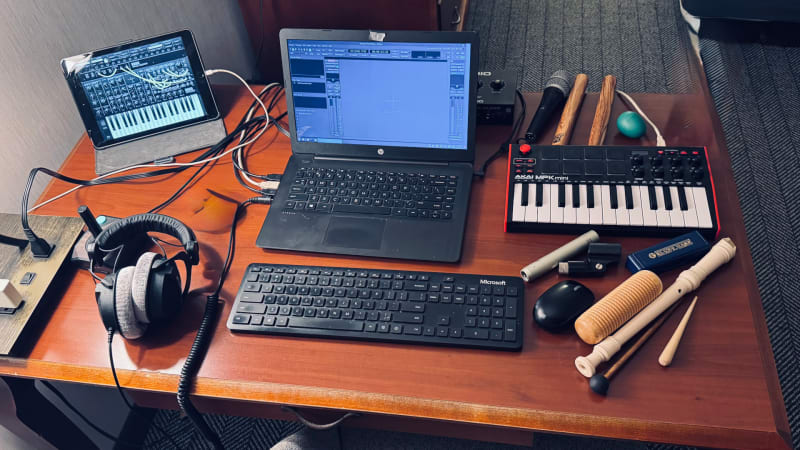 Folsom Hotel Lo-fi Blues - The Static Dive