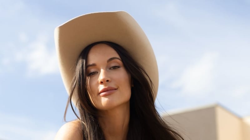 Kacey Musgraves announces new album ‘Middle of Nowhere’, releases coy “Dry Spell”