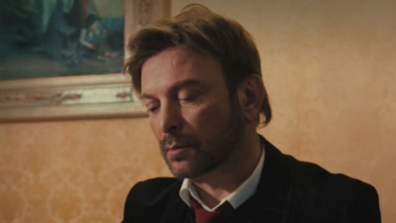 Giuseppe Cucè dives into the fragility of the heart