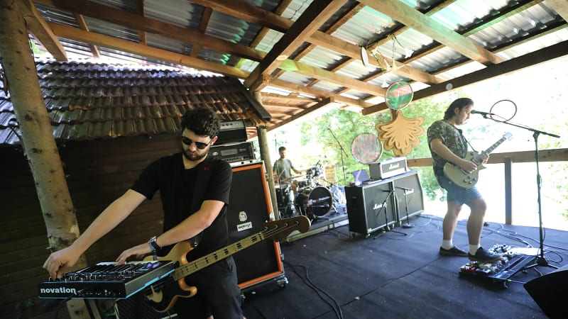 TIGHT GRIPS: ‘Endless Gifts for Me, Myself and I’ LP Preorder Available