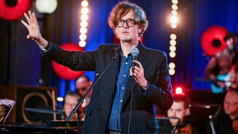 Pulp Cover ABBA with BBC Radio Orchestra