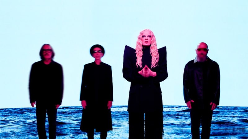 Garbage Cover The Cure at Robert Smith-Curated Show