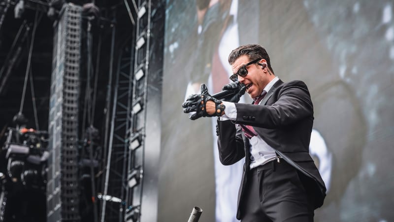 Nieuwe single Ice Nine Kills - “Twisting The Knife” (feat. Mckenna Grace)