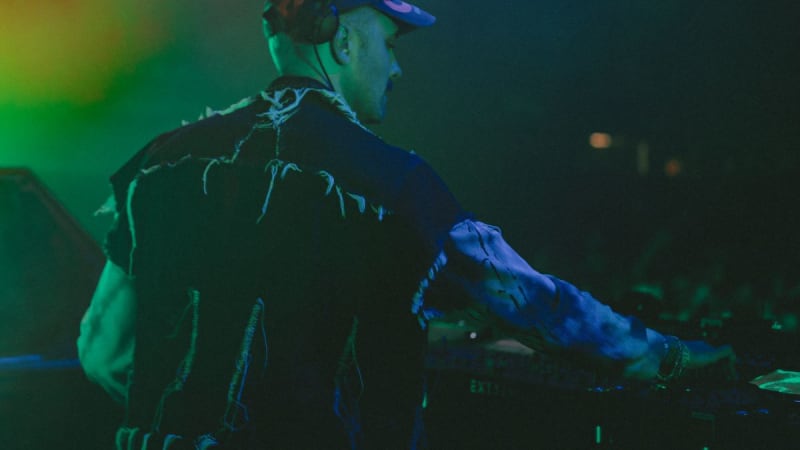 Nieuwe single Hannah Laing & Marlon Hoffstadt - “Stomp Your Feet” (feat. Caroline Roxy)