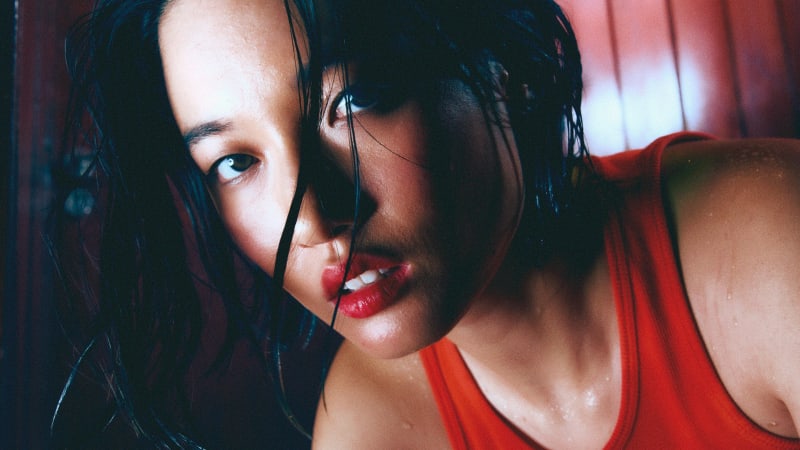 Nieuwe single Chloe Qisha - “YDH”