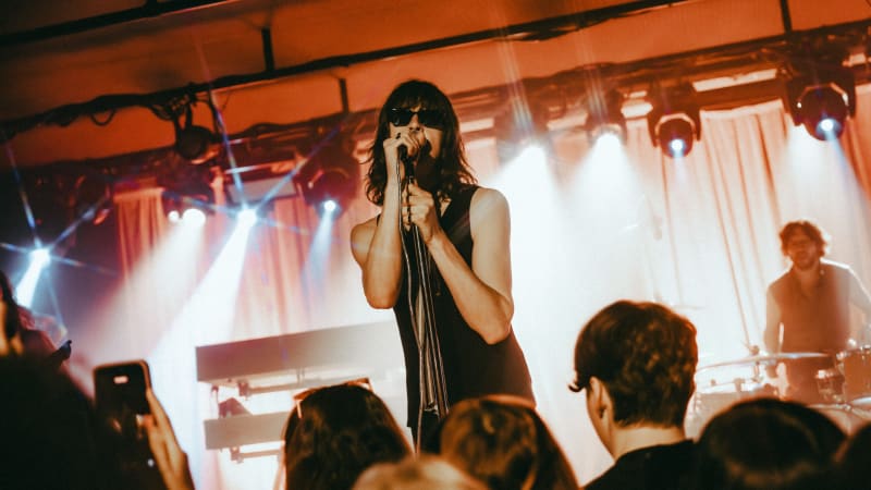 Blossoms @ Trix (Club): Groovy sneltrein