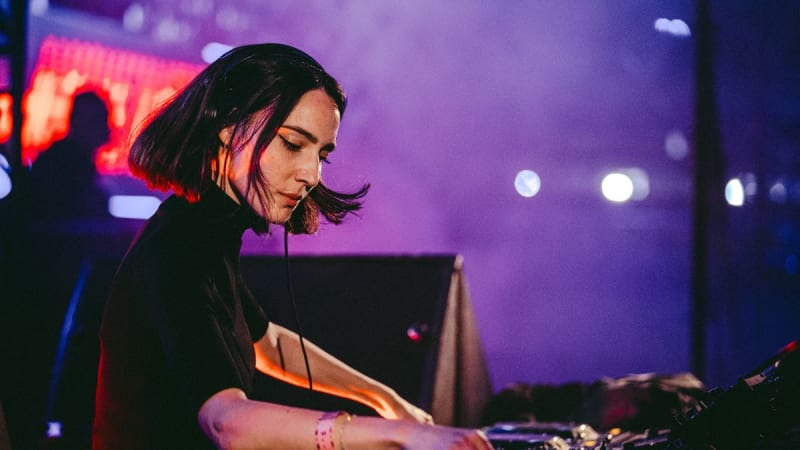 Nieuwe single Amelie Lens - “Falling Into Acid Dreams”