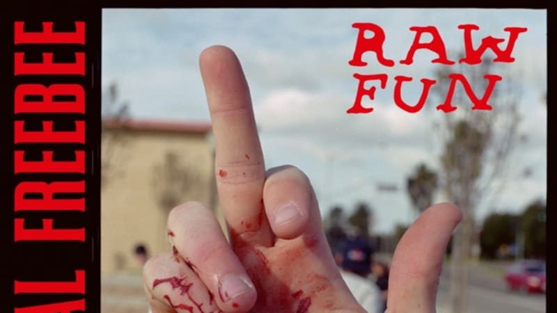 Admiral Freebee - Raw Fun (★★★½): Vort, nu naar buiten om te spelen