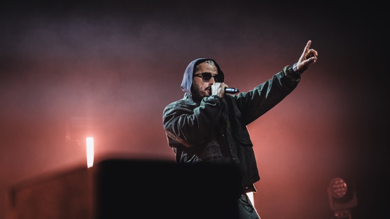 Zwangere Guy @ Vorst Nationaal: Het harnas gaat af