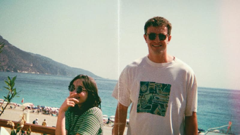 AFTERSUN | singolo | DISTOPIC.IT