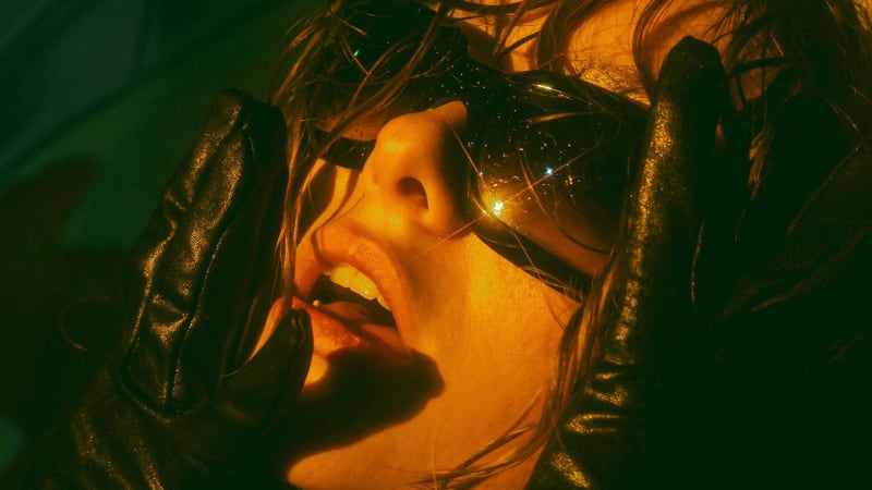 Kaia Jette transforme l’insomnie amoureuse en hymne pop avec “Crush”