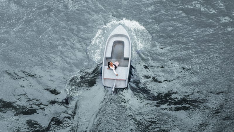 Moniah : La renaissance aquatique de « Love You Twice »