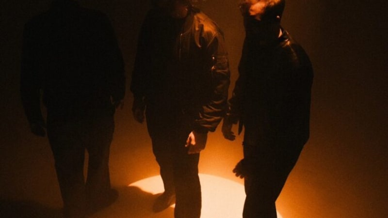 Red Langur – Crawl