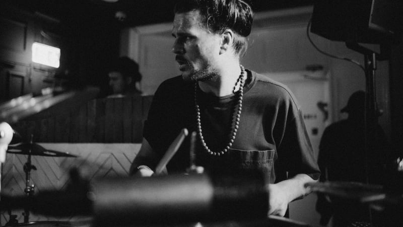 Exclusive Premiere: Chiminyo “Raze”