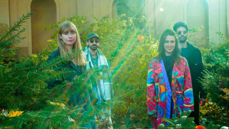 Exclusive Premiere: Moriah Plaza “Mais Amor”