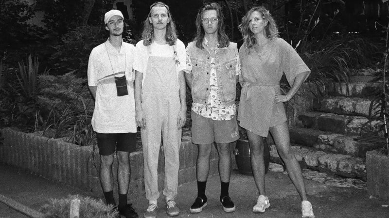 Exclusive Premiere: “Piękno Niemożliwe” Ft. Mariya Mavko