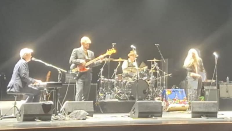 Patti Smith – London Palladium (12 October, 2025) - Neon Filler