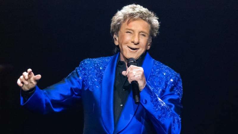 Barry Manilow says his “lungs aren't ready yet” and postpones more shows following cancer surgery