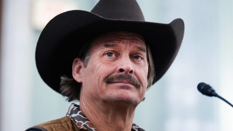 Kid Rock says God will “cut down” journalists from the “fake liberal media” for reporting on his $5,000 tour tickets