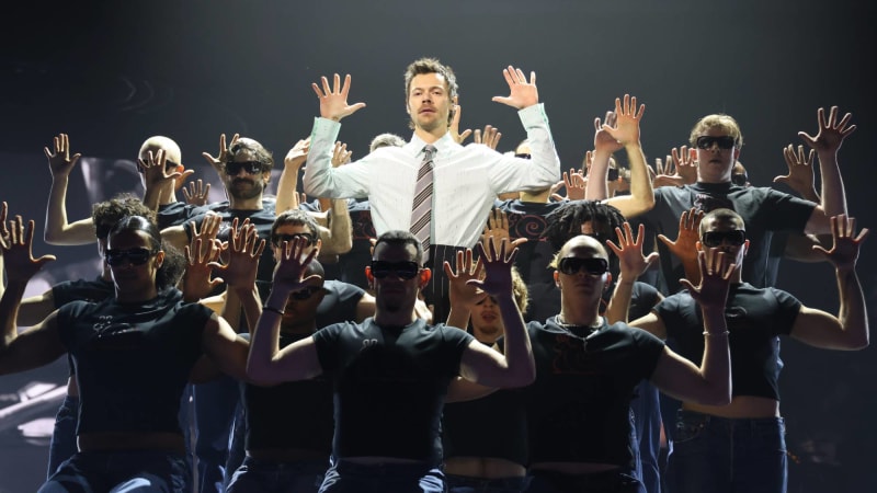 Watch Harry Styles open the BRITs with ‘Aperture’ in his first public performance in three years