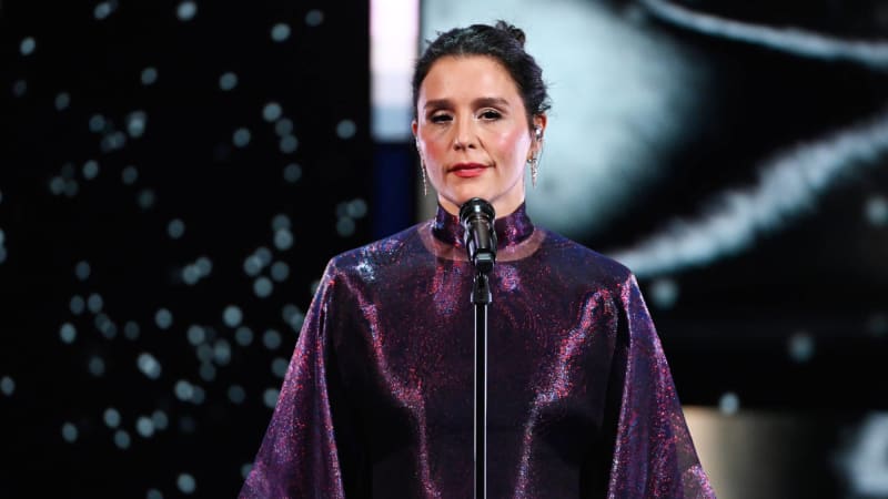 Watch Jessie Ware's heartfelt version of ‘The Way We Were’ for the BAFTAs ‘In Memoriam’ segment