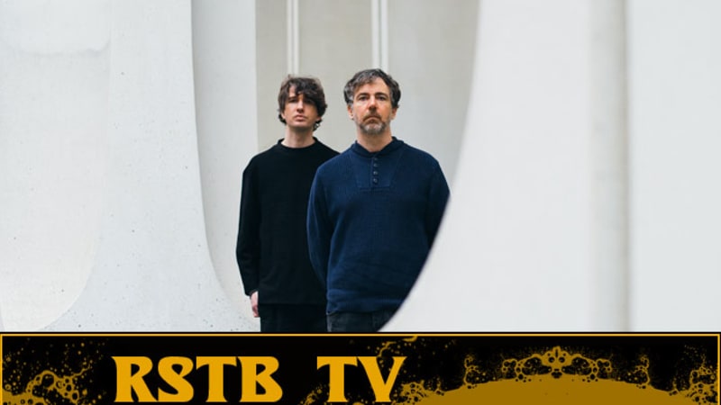 Visible Cloaks – “Disque feat. Motion Graphics” <img src="http://www.ravensingstheblues.com/wp-content/uploads/2015/12/videoicon.jpg” width="35">