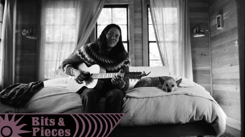 Spencer Cullum’s Coin Collection – “Look At The Moon (feat. Erin Rae)” <img src="http://www.ravensingstheblues.com/wp-content/uploads/2021/03/tracks.png” width="47px">