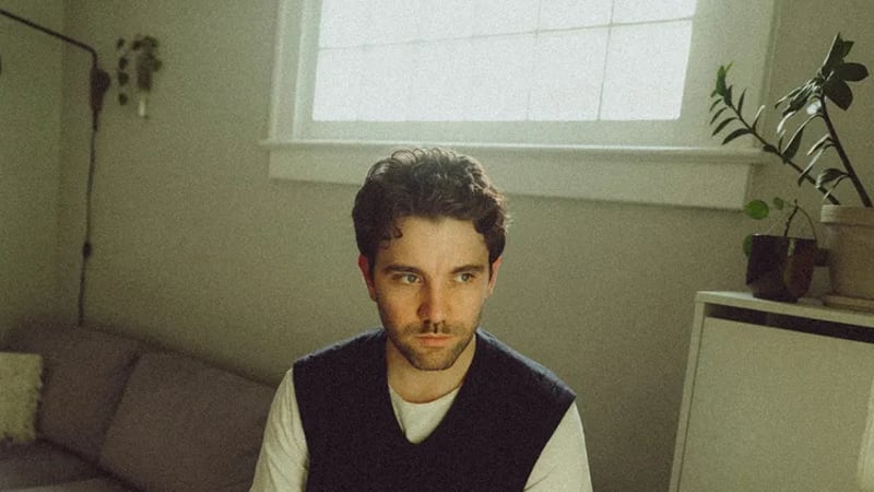 Garet Camella - Gnats (feat. Mukiss) - We love that Sound