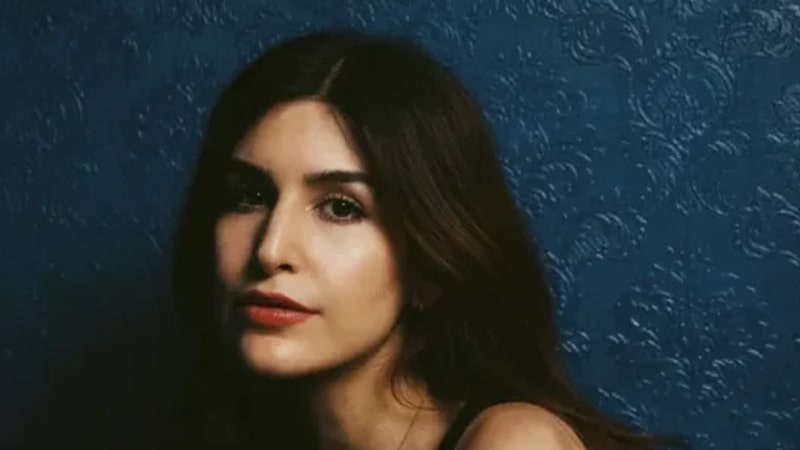 Mel Denisse - aiming alone - We love that Sound