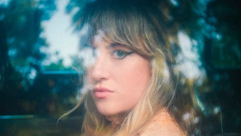 Lindsey Troy - Love Is Deeper [Video]