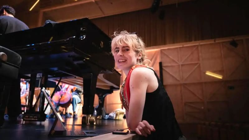 Mary Middlefield - Milk [Single]