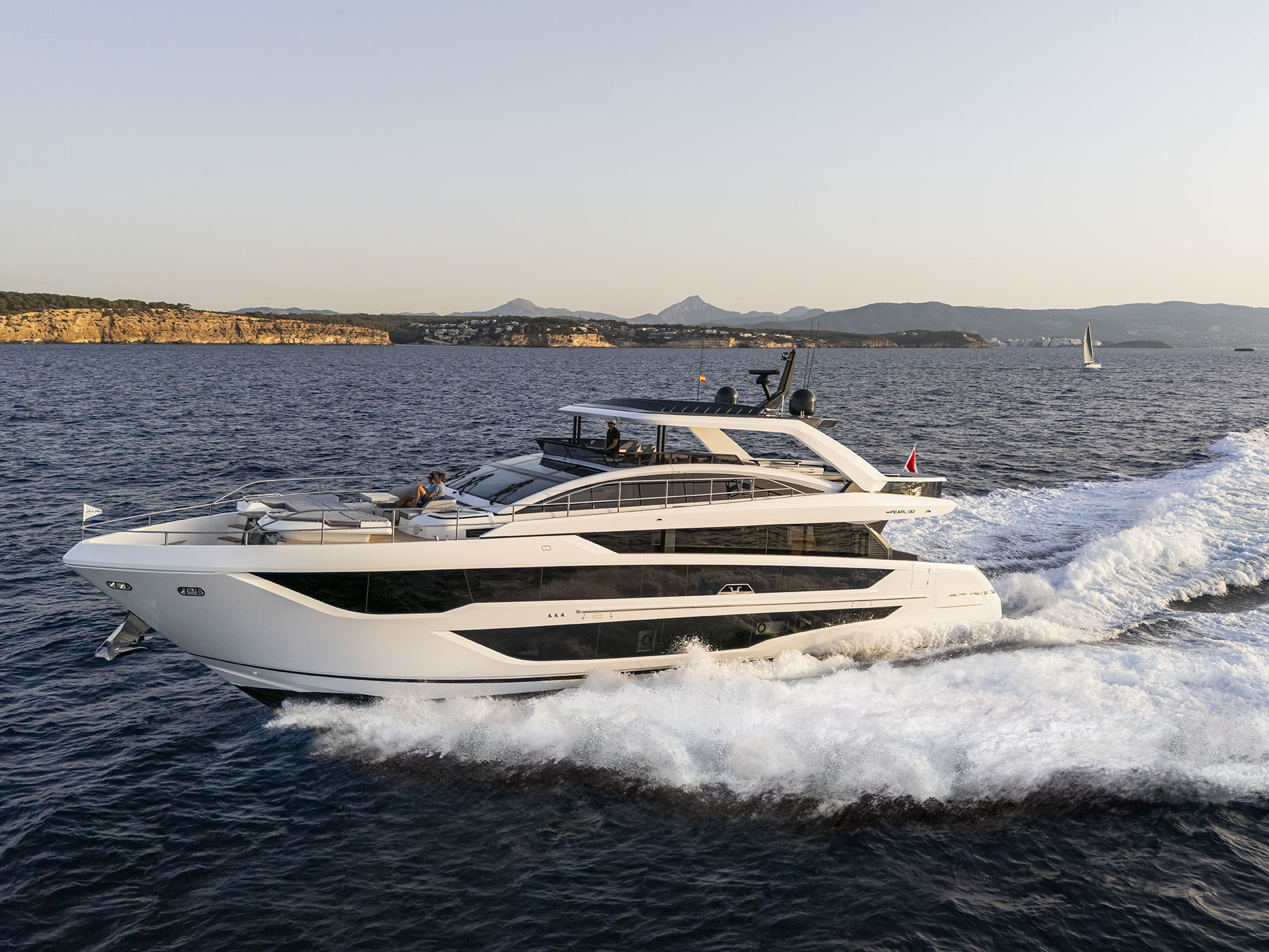41_810717803e Pearl Fractional Yacht Co-Ownership