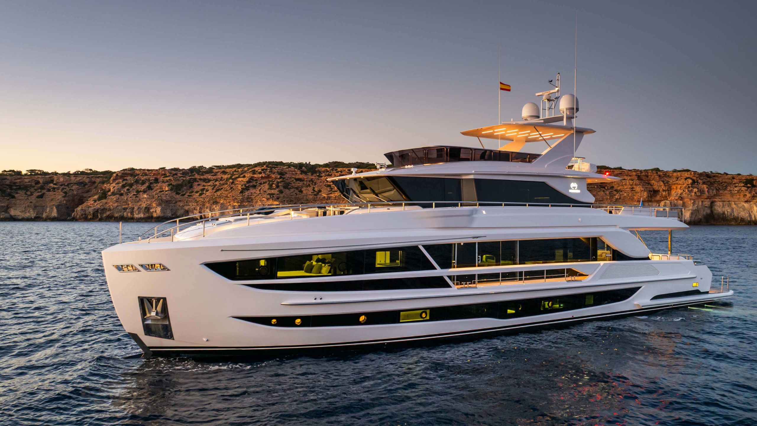 3840X2160-FD100-912-EU10 Horizon Fractional Yacht Co-Ownership