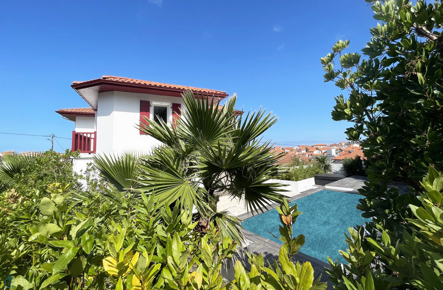 COMPLETELY RENOVATED BASQUE VILLA