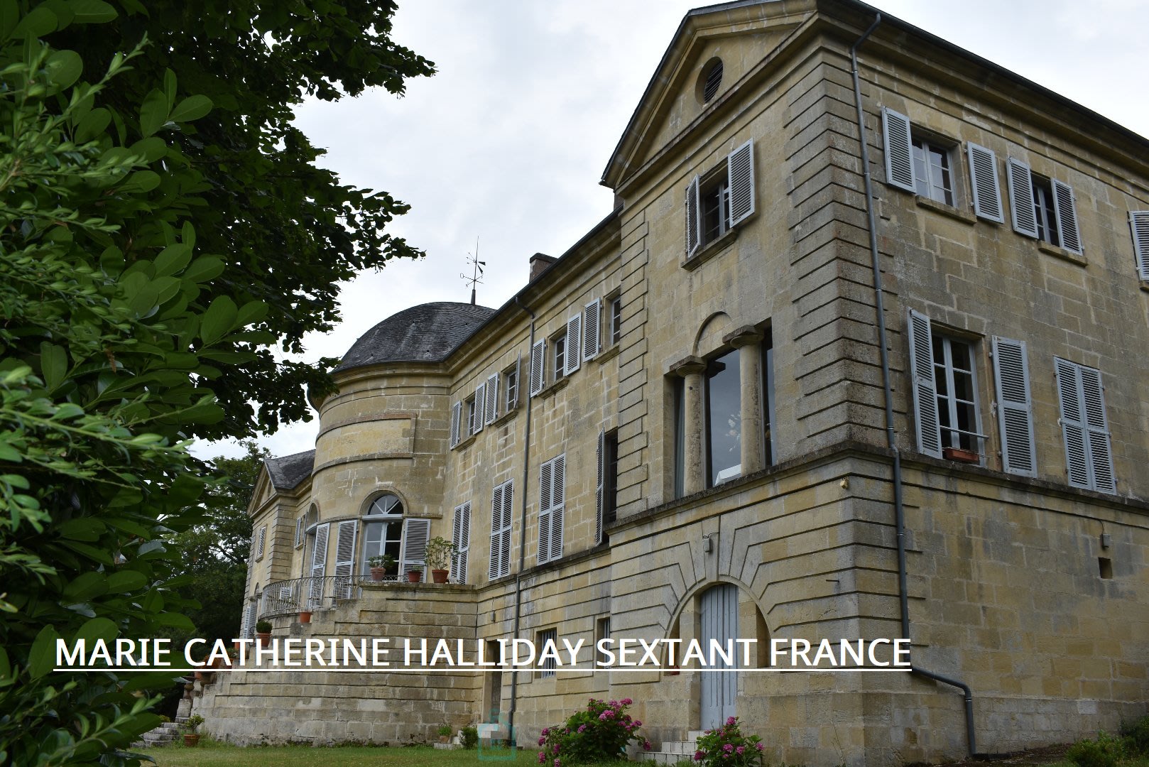 RARE CHATEAU PROCHE PERIGUEUX