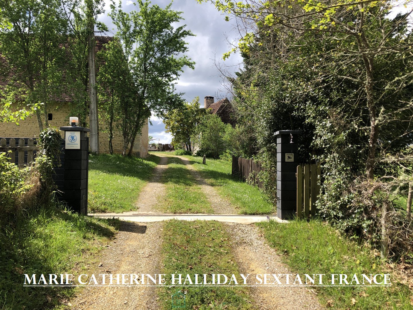 SUPERB PERIGOURDIN ENCLOSURE, TASTEFULLY RENOVATED