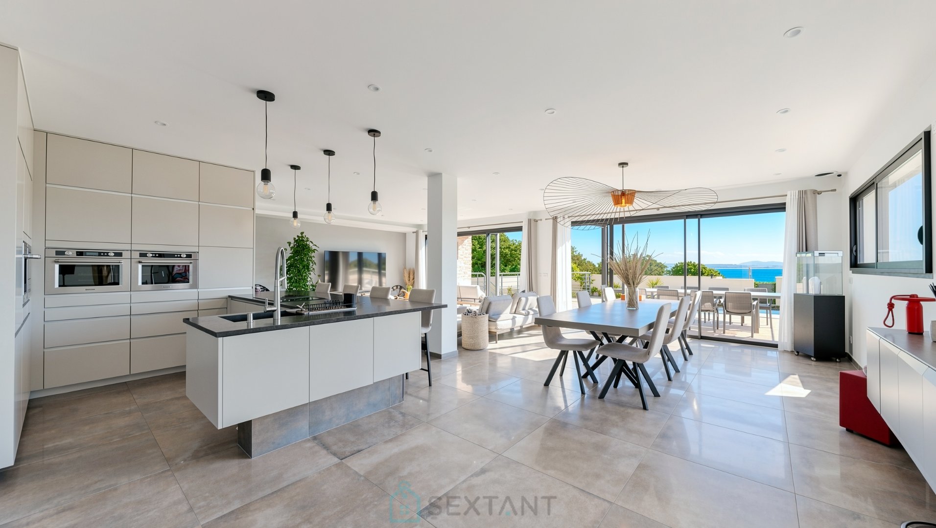 SOUTH FRANCE - PROVENCE - Exceptional Contemporary Waterfront Villa - ISTRES en Provence 